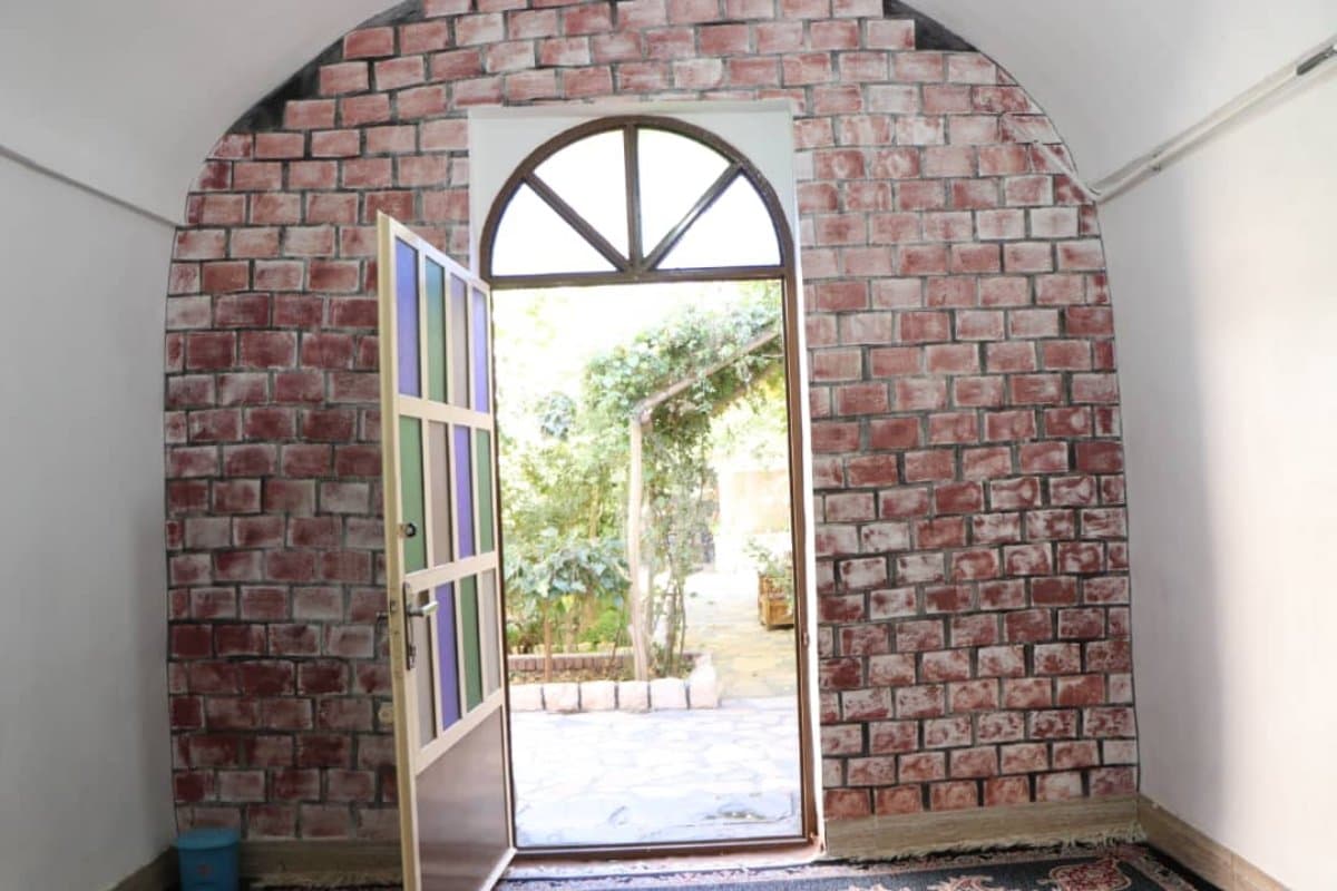 ماه وستاره - اقامتگاه بومگردی شاردون