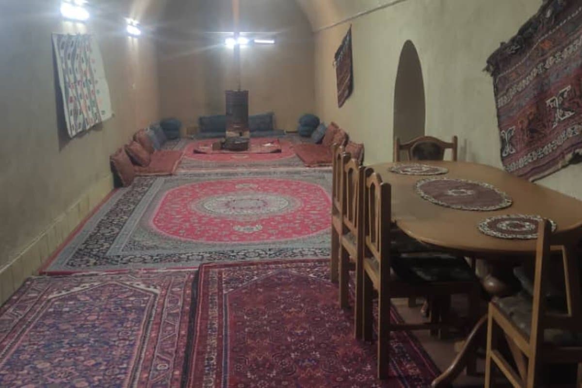 اتاق 48 متری - بومگردی ظهرود