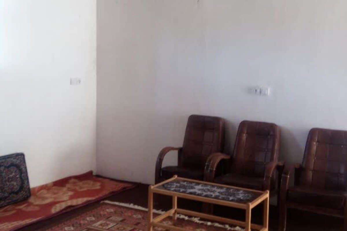 اتاق 20 متری - اقامتگاه  بومگردی عقیق