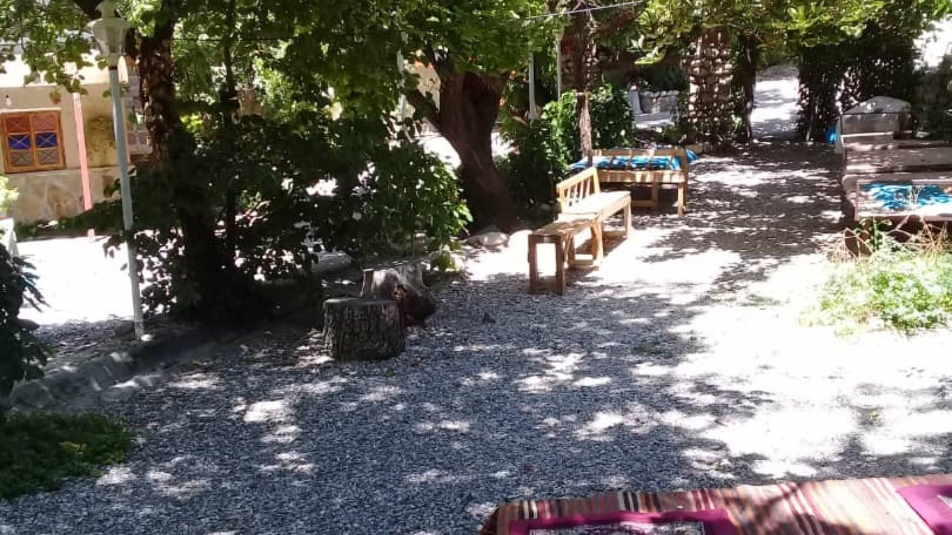 اقامتگاه بومگردی باغ شریف