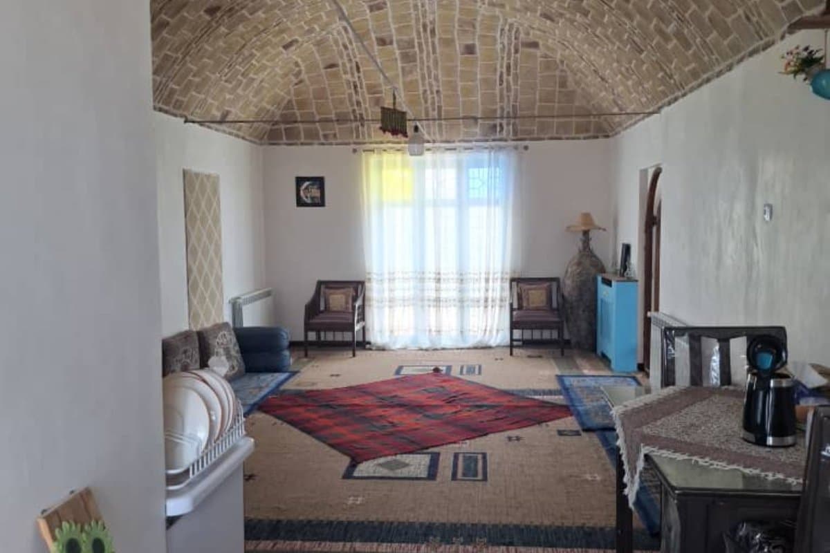 سوییت گوهر - اقامتگاه سنتی بی بی شهربانو