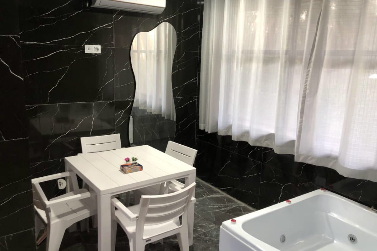 واحد 21 - بوم گردی حرفه ای کلوت شهداد