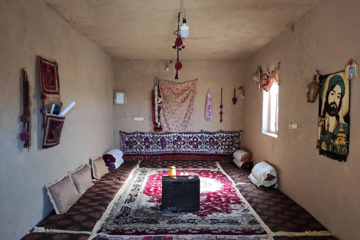 اتاق 15 متری - آفتاب ریگان