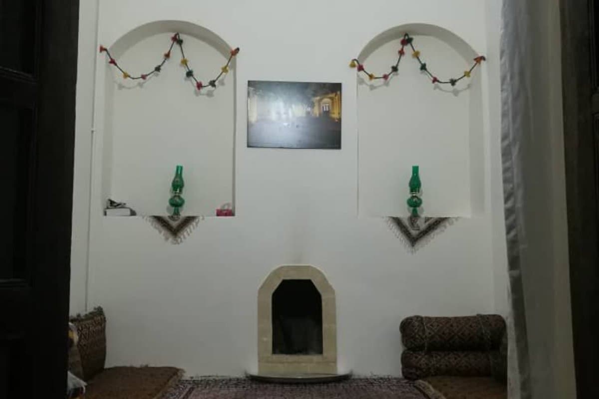 اتاق 3 - اقامتگاه بومگردی قند چین