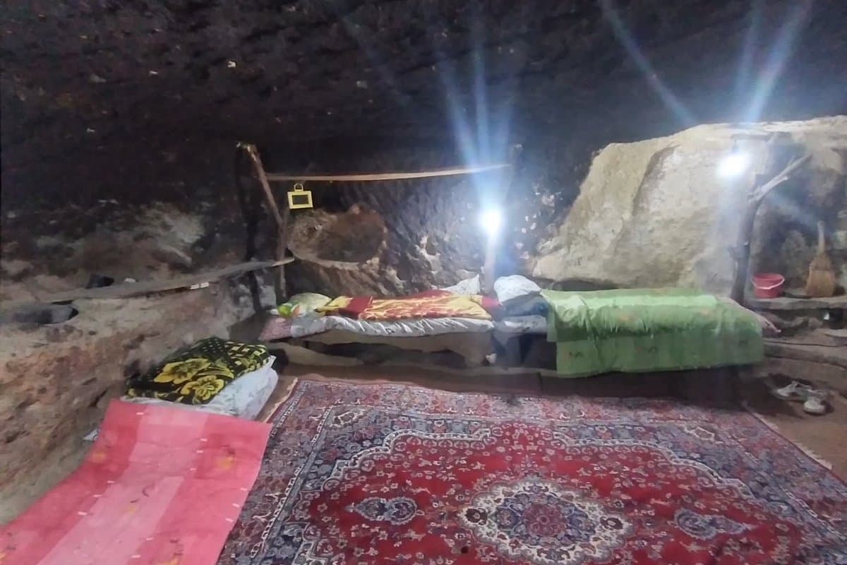 اتاق 4 تخته - اقامتگاه بومگردی دستکند