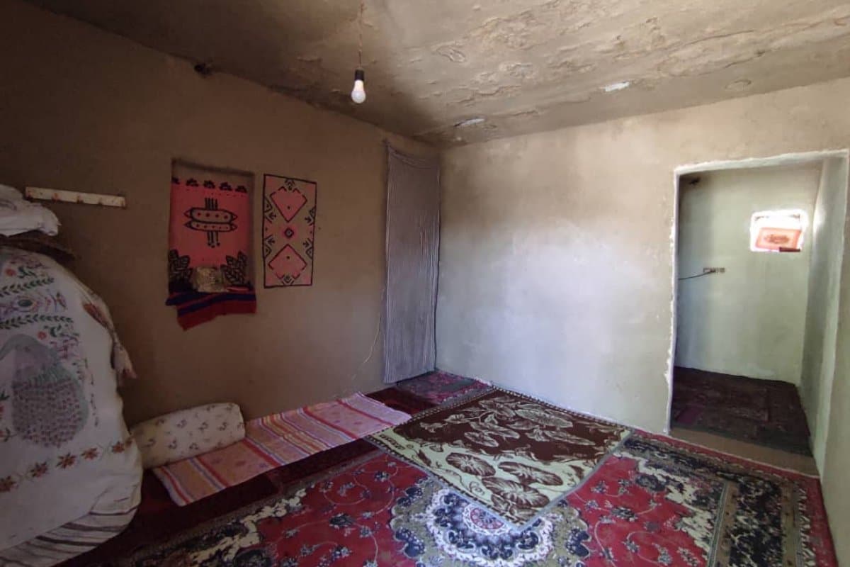 اتاق 30 متری - آفتاب ریگان