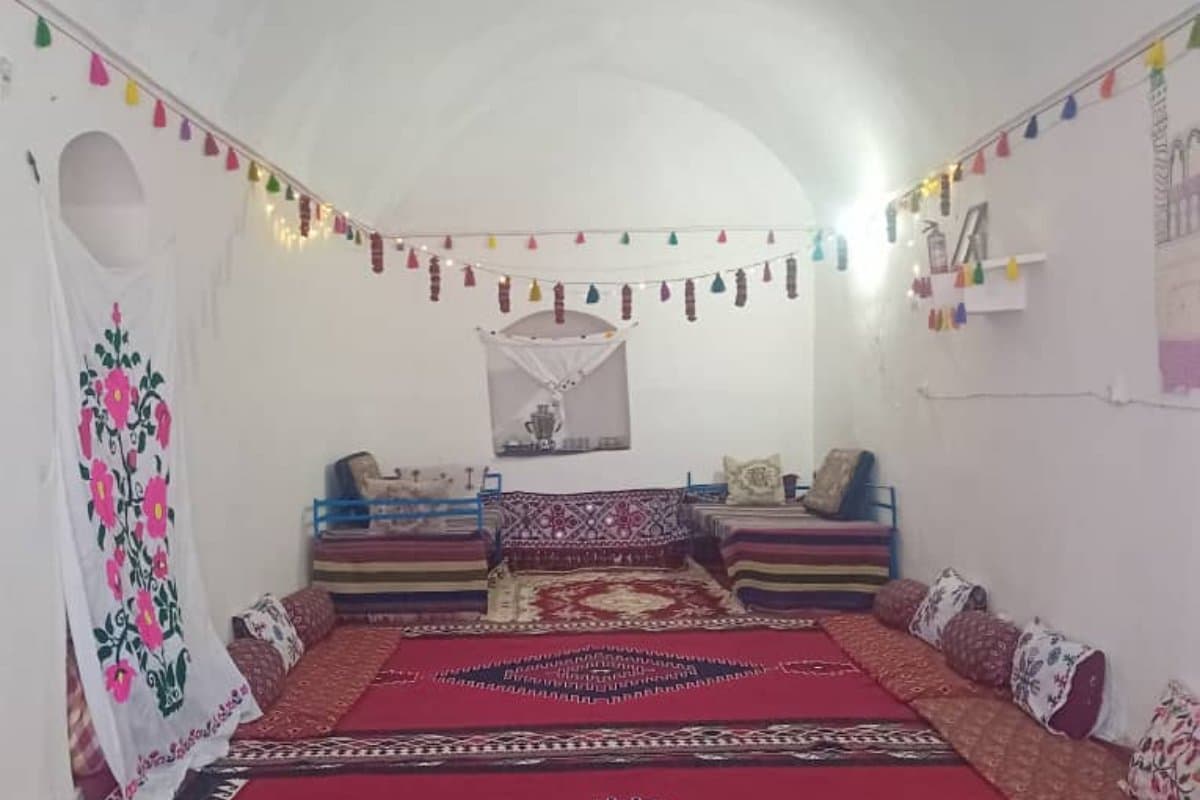 اتاق 1 - اقامتگاه بومگردی چینه